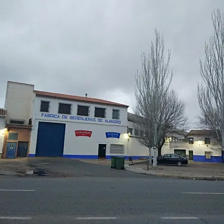 Culturas Y Colores En Almagro -Wifi Alta Velocidad, Netflix, Parking -Promocion Empresas- Exterior photo