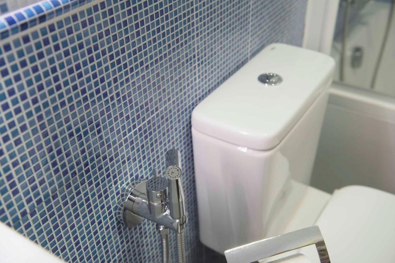 Culturas Y Colores En -wifi Alta Velocidad, Netflix, Parking -promocion Empresas- Apartment Almagro
